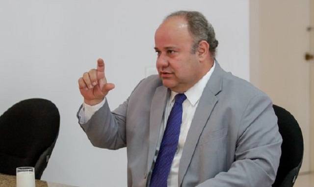 Diretor do Detran fica no cargo depois de reunião com o Governador